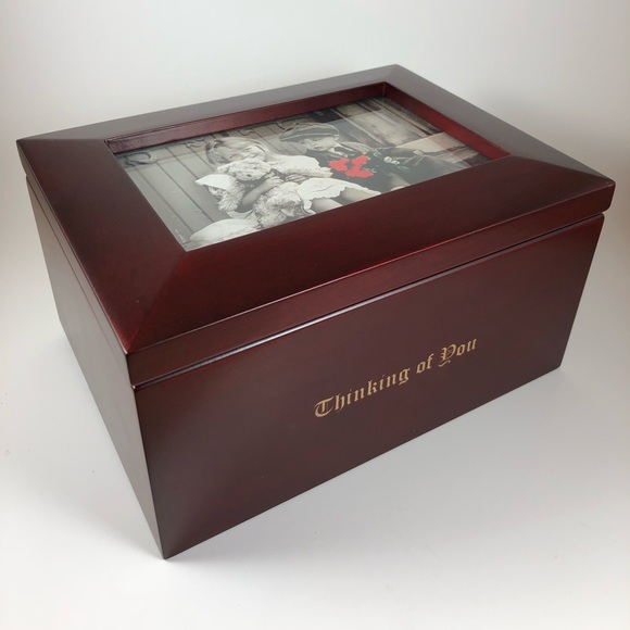 Jewerly/Memory Keepsake Box - Picture 2 of 3